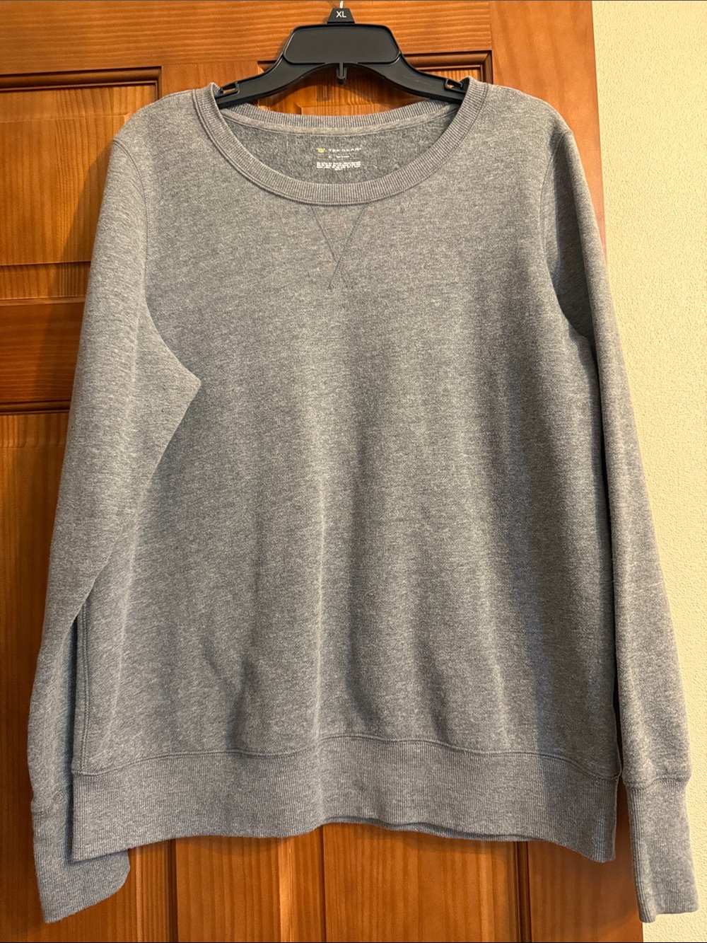 Women's Gray Crewneck size XL Sweatshirt